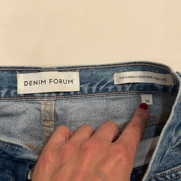 Aritzia Denim Forum The Farrah High Rise Wide Leg Jean, Size 26 - Picture 7 of 8